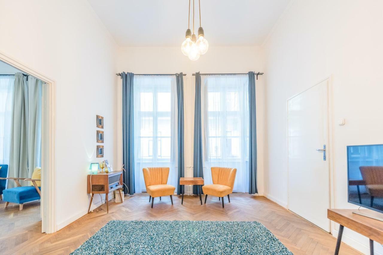 Oasis Apartments - Liberty Square Будапеща Екстериор снимка